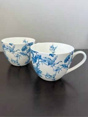 Stunning Bluebird & Willow Blue Crane Fine Bone China Mugs - Set of 2